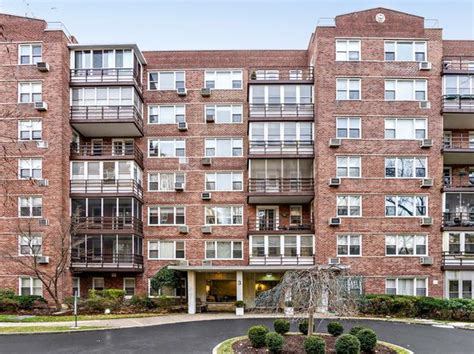 brazzers.l|Larchmont NY Condos & Apartments For Sale